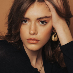 Direct booking woman model Elisabeth | Elegance Model