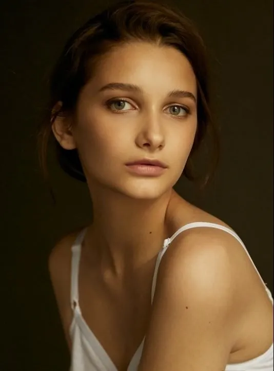 Direct booking woman model Anya S | Elegance Model